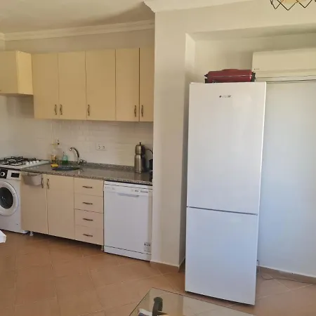 Pleasant House Surrounded By Calming Nature In Lovely דטקה
