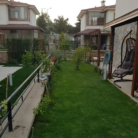 Pleasant House Surrounded By Calming Nature In Lovely * 达特恰